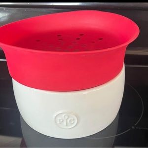 Pampered Chef Microwave Pasta Cooker